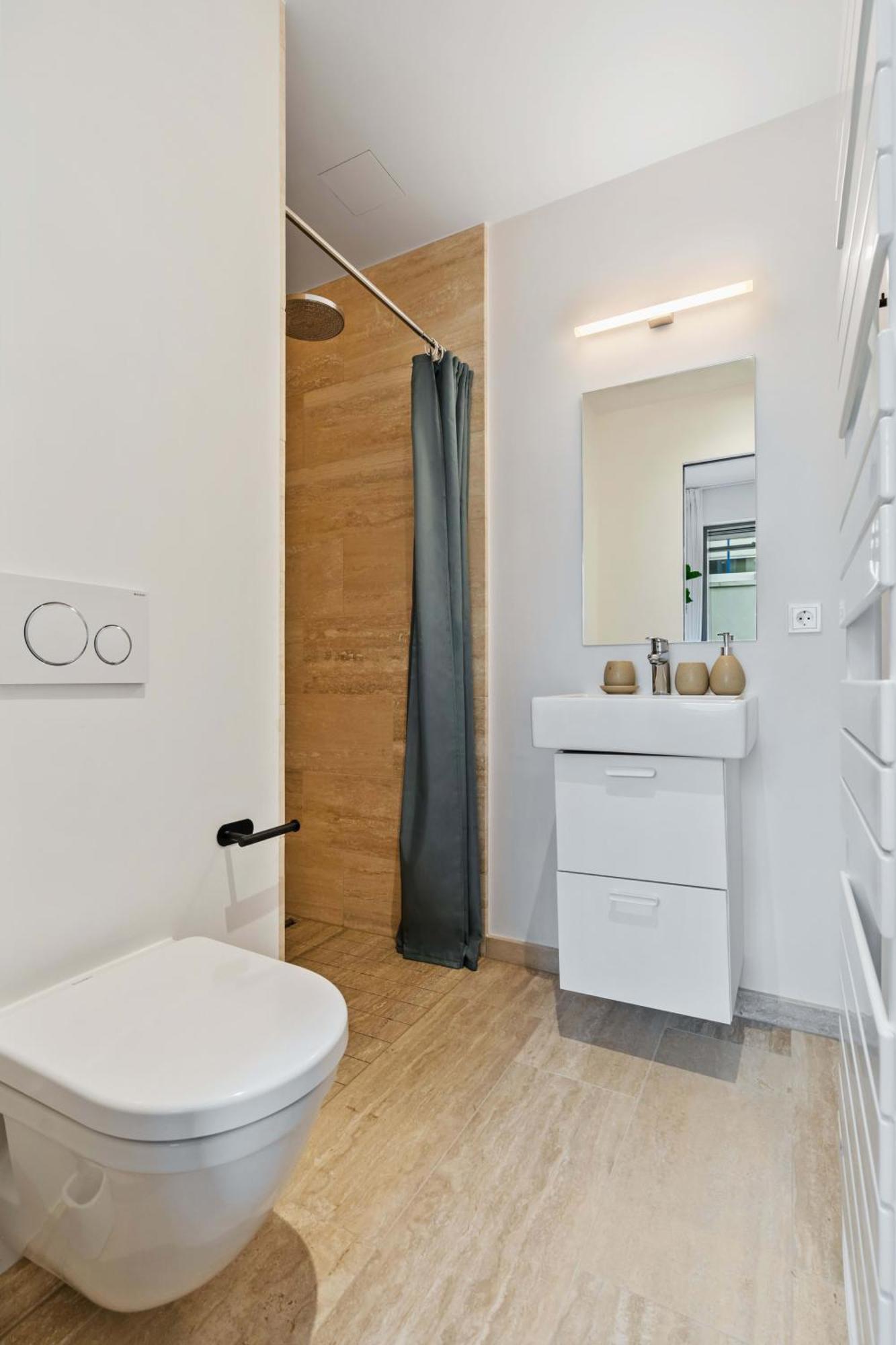 Elegant 2Br With Balcony In Heart Of Luxembourg Apartment Exterior photo